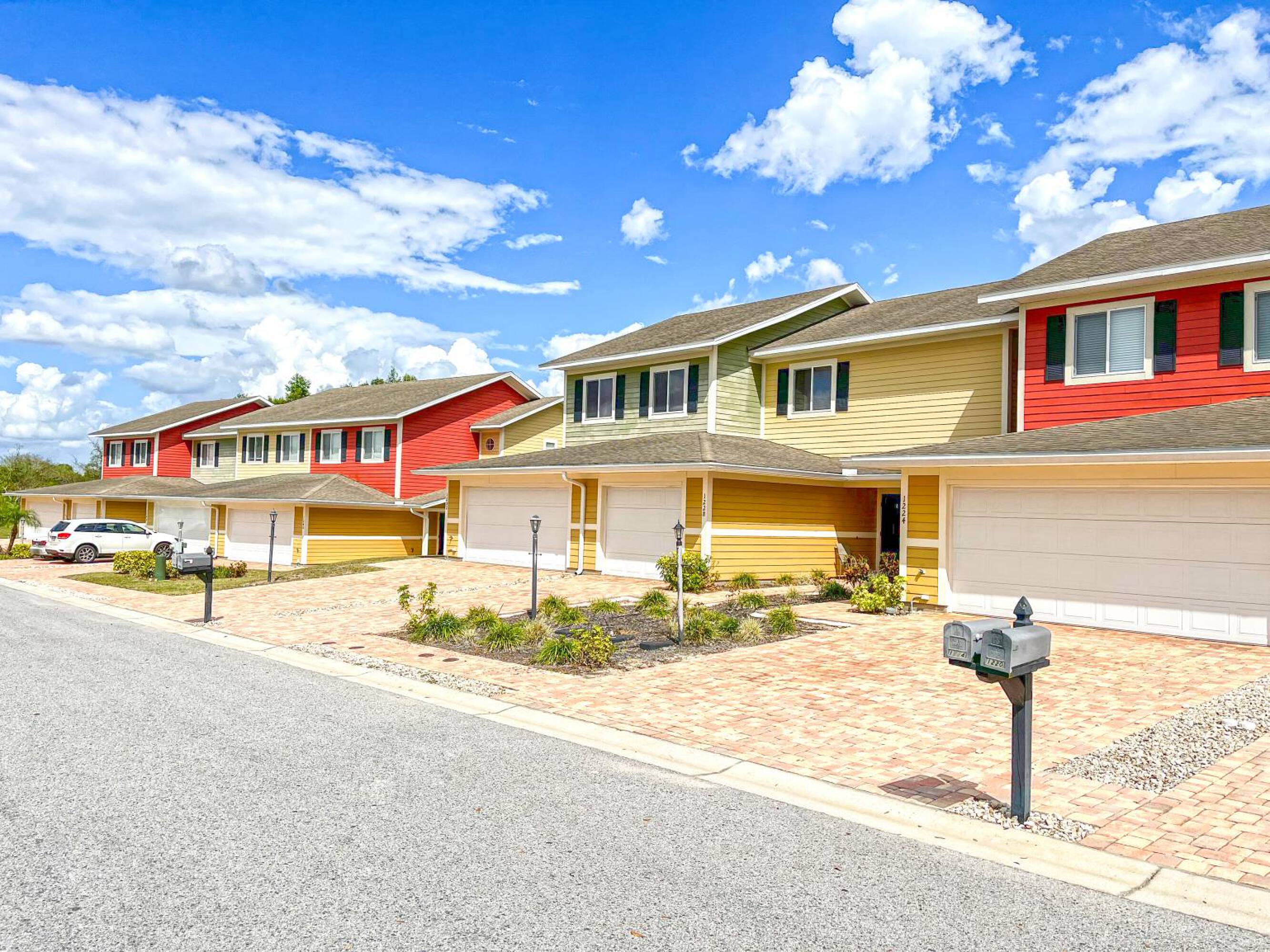 1237 Evergreen Court