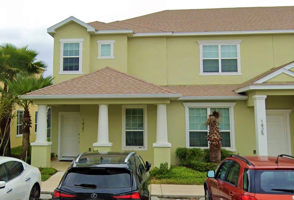 1427 Retreat Circle - 1