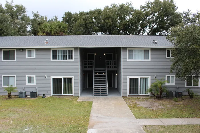 1050 Wayne Avenue - 35